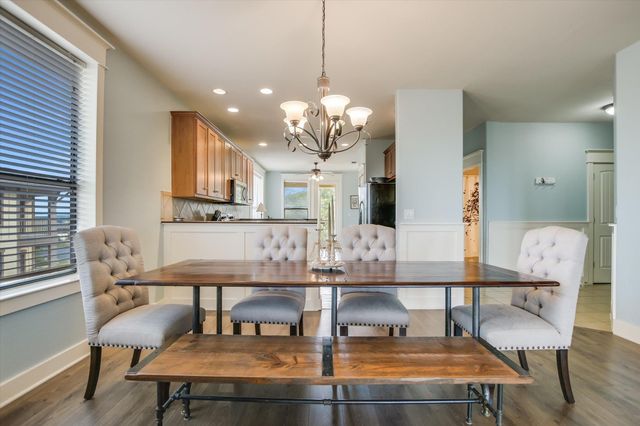 17800 Edgewood WAY 301, Jonestown, TX 78645