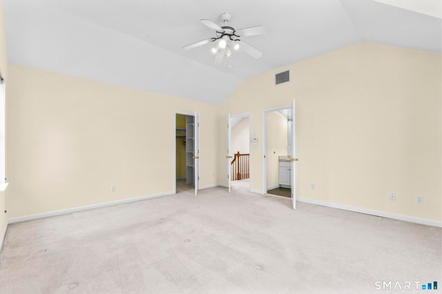 168 Colonial Road apt 6, Stamford, CT 06906