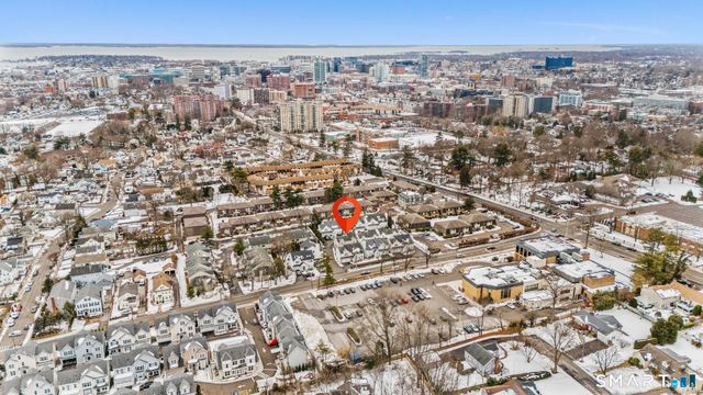 168 Colonial Road apt 6, Stamford, CT 06906