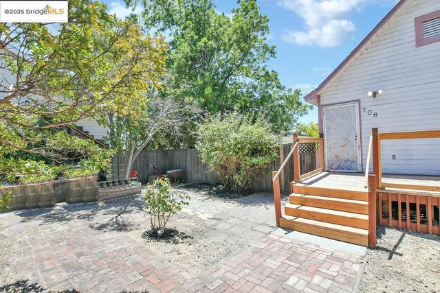 708 H St, Antioch, CA 94509