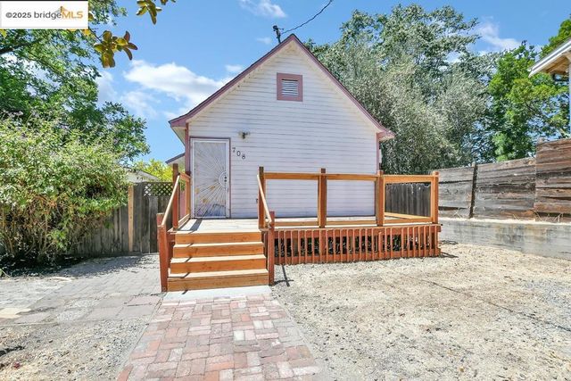 708 H St, Antioch, CA 94509