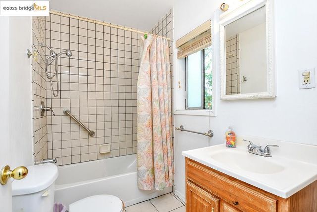 708 H St, Antioch, CA 94509