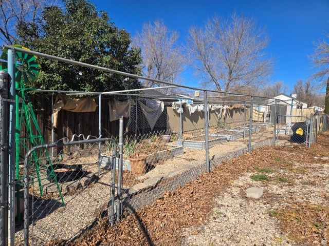 25 E 200 N, La Verkin, UT 84745