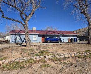 25 E 200 N, La Verkin, UT 84745