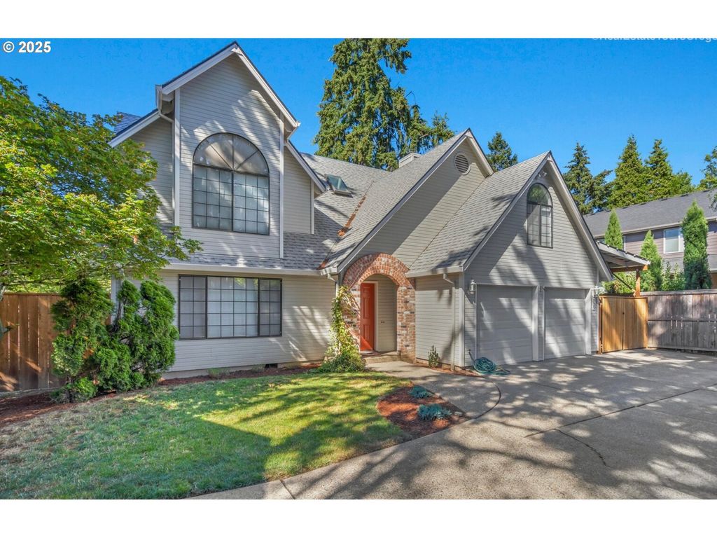 729 Ne ROGAHN St, Hillsboro, OR 97124