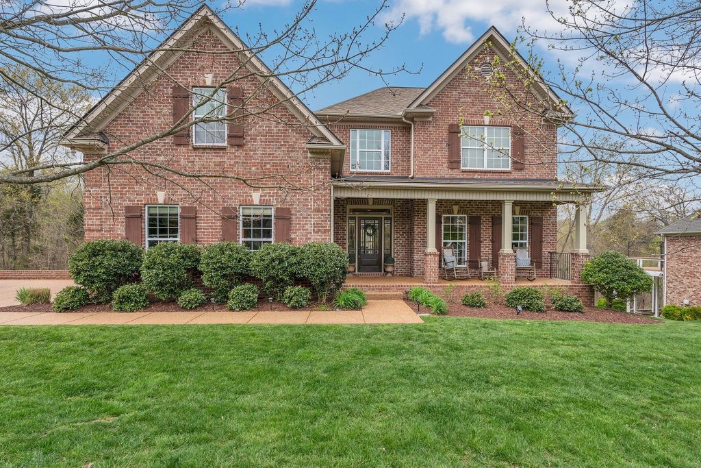 1542 Red Oak Ln, Brentwood, TN 37027