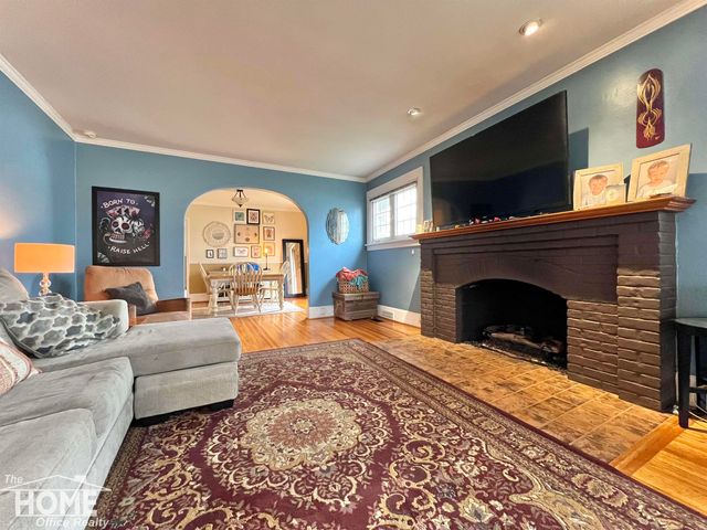 707 W King Street, Owosso, MI 48867