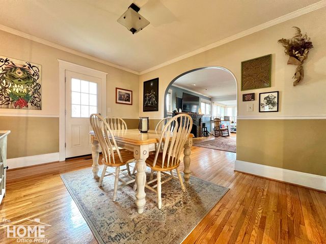 707 W King Street, Owosso, MI 48867