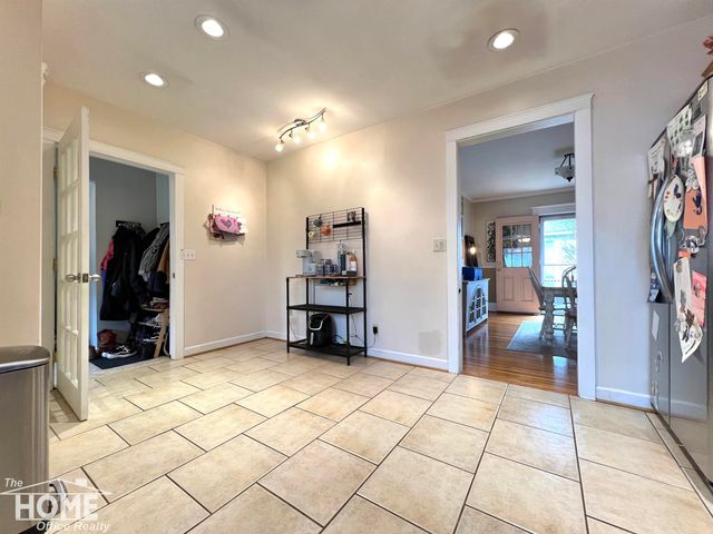 707 W King Street, Owosso, MI 48867