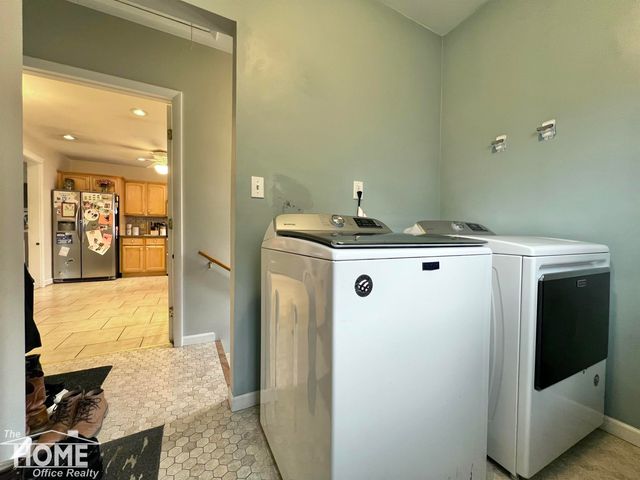 707 W King Street, Owosso, MI 48867