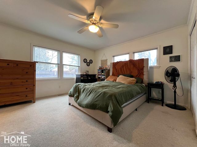 707 W King Street, Owosso, MI 48867