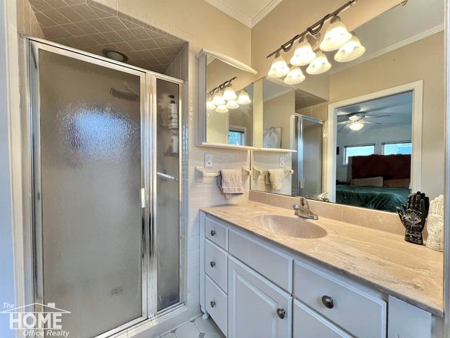 707 W King Street, Owosso, MI 48867