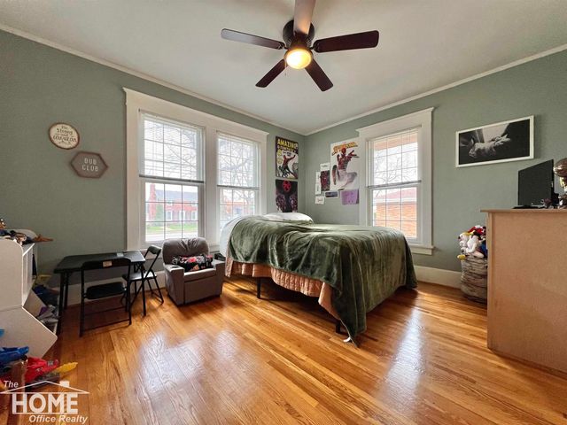 707 W King Street, Owosso, MI 48867