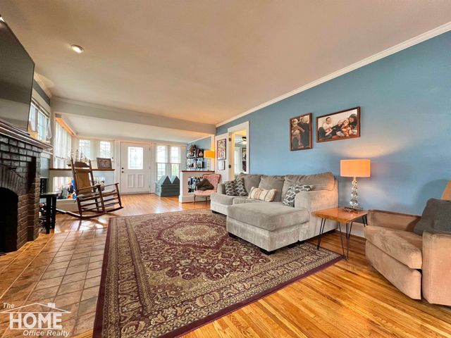 707 W King Street, Owosso, MI 48867