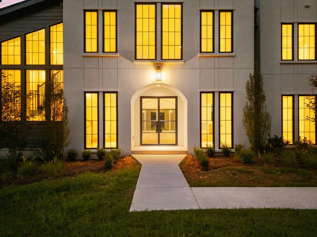 4608 Benton Smith Rd, Nashville, TN 37215