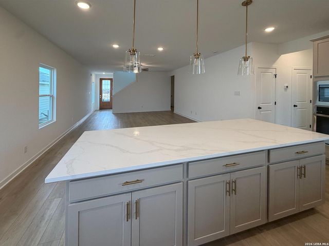 135 Peeps Ct., Adkins, TX 78101