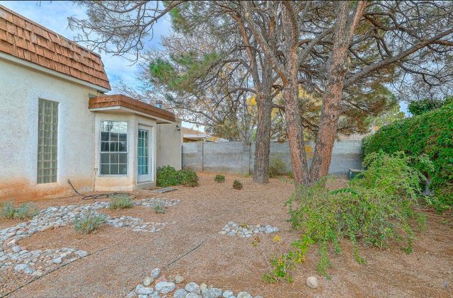 7428 Gila Road NE, Albuquerque, NM 87109