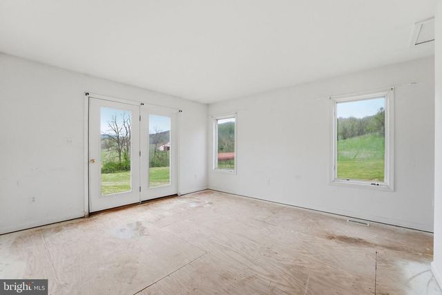 1901 MISTY MEADOWS LN, Markham, VA 22643