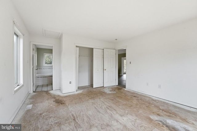 1901 MISTY MEADOWS LN, Markham, VA 22643