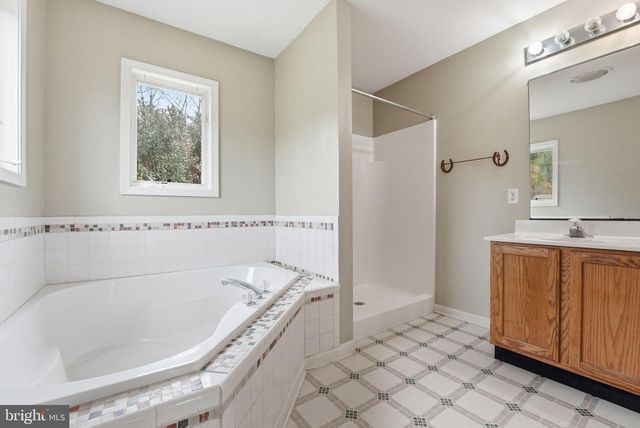 1901 MISTY MEADOWS LN, Markham, VA 22643