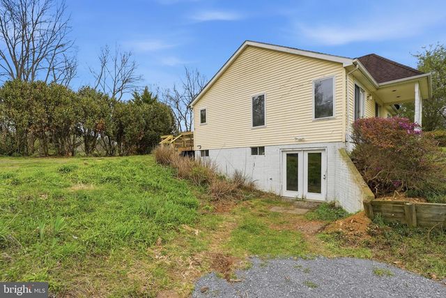 1901 MISTY MEADOWS LN, Markham, VA 22643