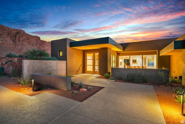 973 W SIPALA TRL, Ivins, UT 84738