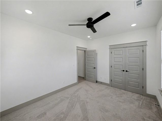 11 Latshaw Drive, Bella Vista, AR 72714