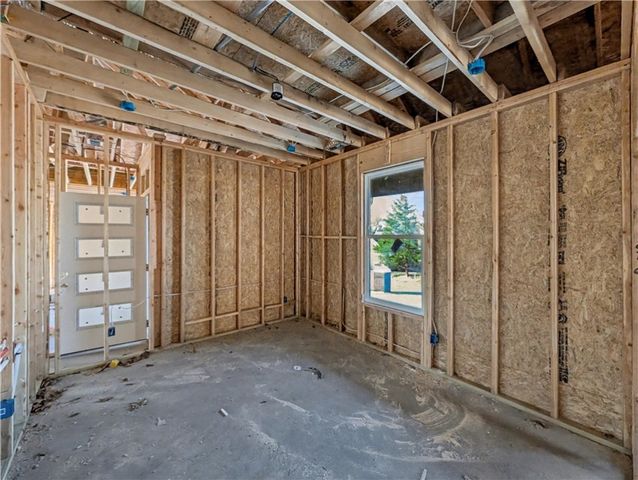 11 Latshaw Drive, Bella Vista, AR 72714