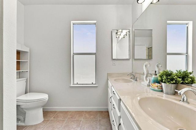 542 Hamlin Way, San Leandro, CA 94578