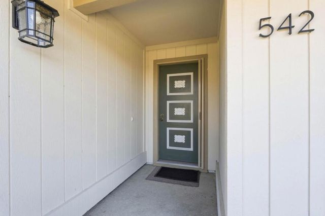 542 Hamlin Way, San Leandro, CA 94578