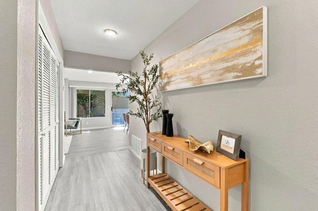 542 Hamlin Way, San Leandro, CA 94578