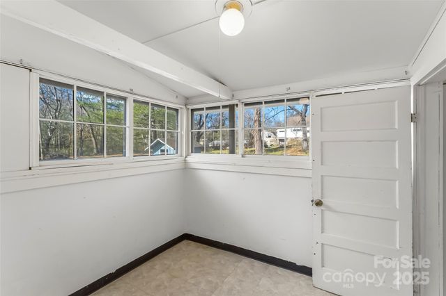 503 Old Hendersonville Highway, Brevard, NC 28712