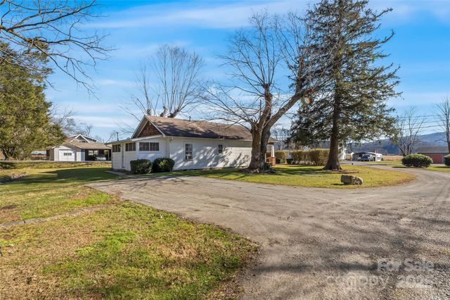 503 Old Hendersonville Highway, Brevard, NC 28712