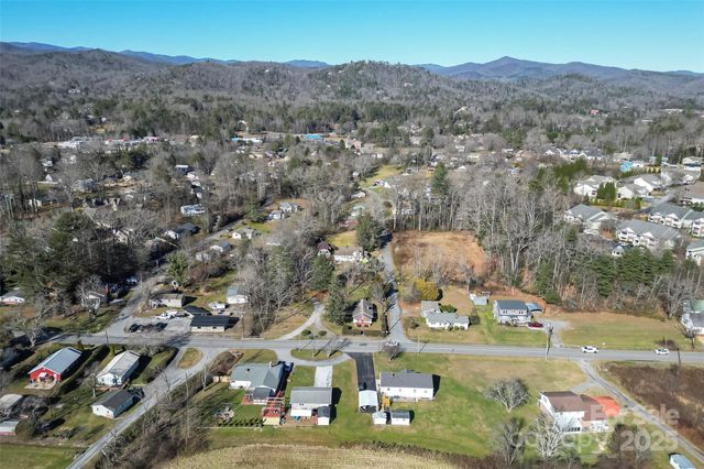 503 Old Hendersonville Highway, Brevard, NC 28712