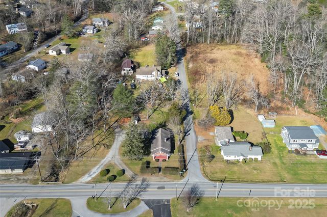 503 Old Hendersonville Highway, Brevard, NC 28712