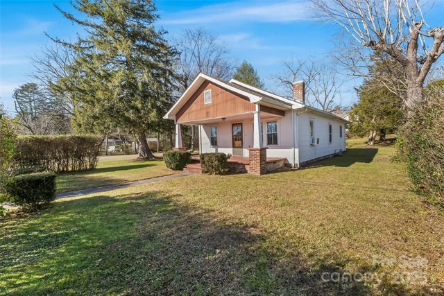 503 Old Hendersonville Highway, Brevard, NC 28712