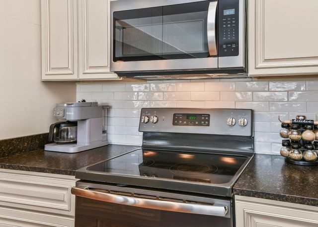 1318 Stormy Point Road 11b, Branson, MO 65616