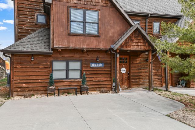 1318 Stormy Point Road 11b, Branson, MO 65616