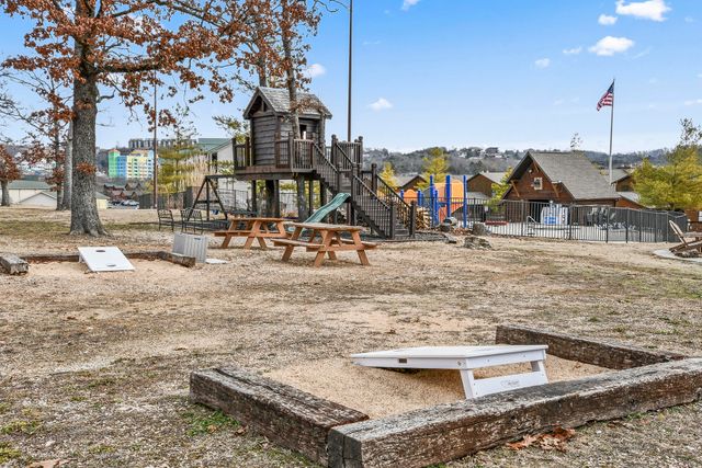 1318 Stormy Point Road 11b, Branson, MO 65616