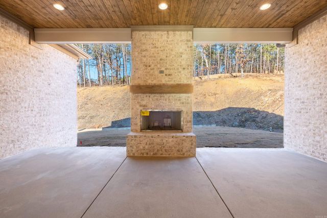 142 Abington Drive, Little Rock, AR 72223