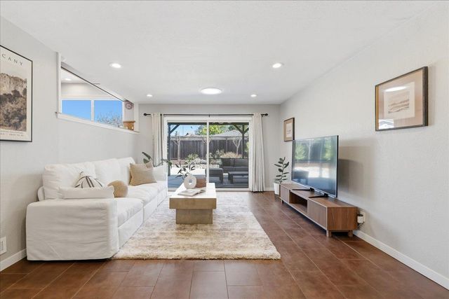 6644 Mount Hope Drive, San Jose, CA 95120