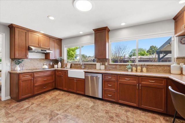 6644 Mount Hope Drive, San Jose, CA 95120