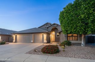 2460 E ELGIN Street, Chandler, AZ 85225