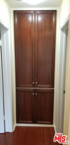 5950 Carlton Way 13, Los Angeles, CA 90028