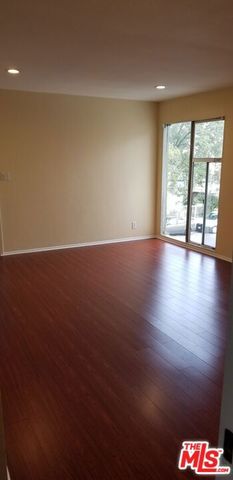 5950 Carlton Way 13, Los Angeles, CA 90028