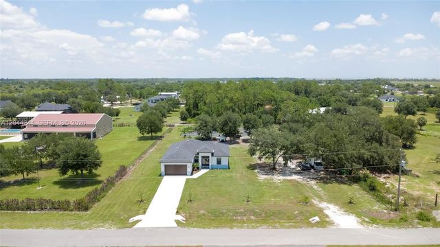 7834 14th Place, Labelle, FL 33935