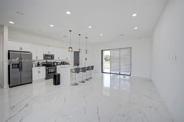 7834 14th Place, Labelle, FL 33935