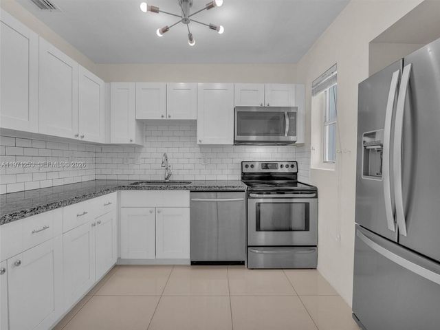 6510 SW 63rd Ct, South Miami, FL 33143