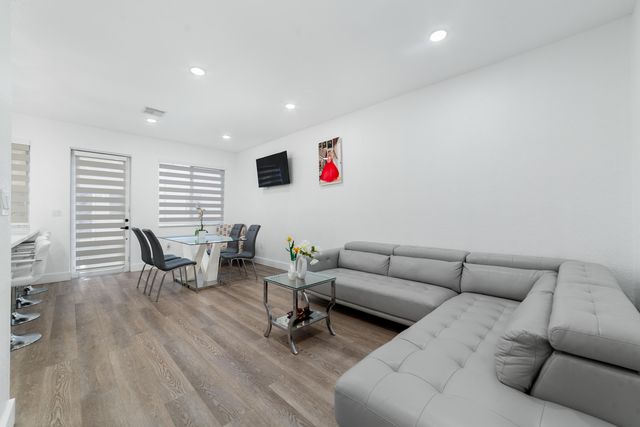 21105 NW 14th Place 4, Miami Gardens, FL 33169