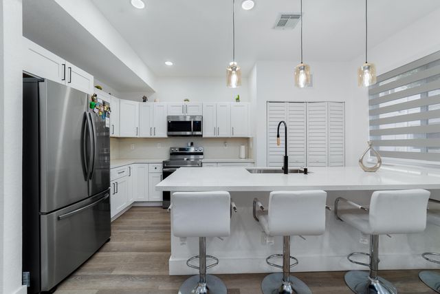 21105 NW 14th Place 4, Miami Gardens, FL 33169